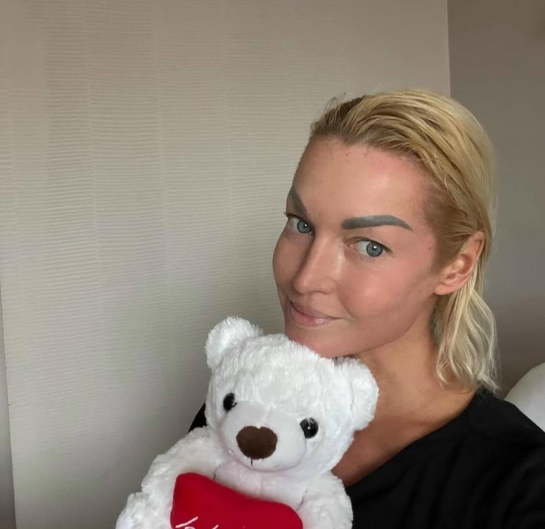 Анастасия Волочкова опровергла слухи о лечении за границей 🙏