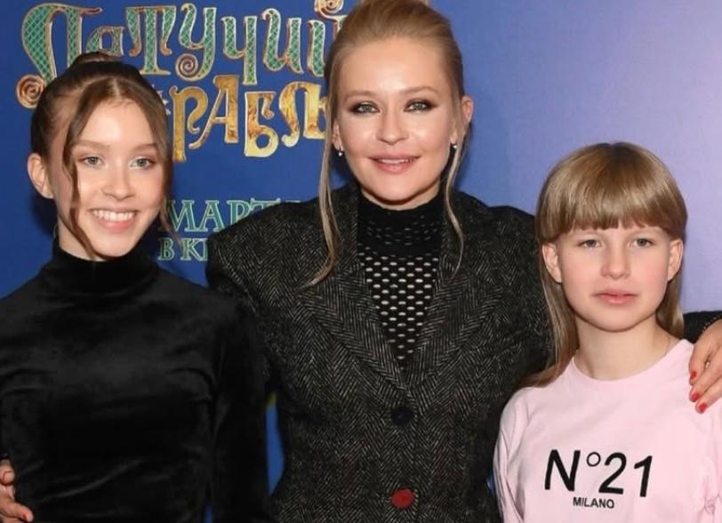 «Отходим от шока, который пережили»: Юлия Пересильд рассказала, как мошенники терроризировали её младшую дочь😪