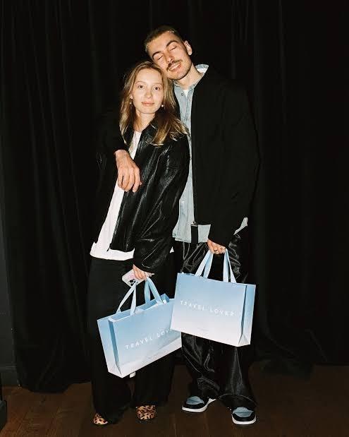 Комик Саша Ваш решил поиграть в максимальную честность со своей аудиторией, но, похоже, переоценил готовность публики к таким откровениям.☹