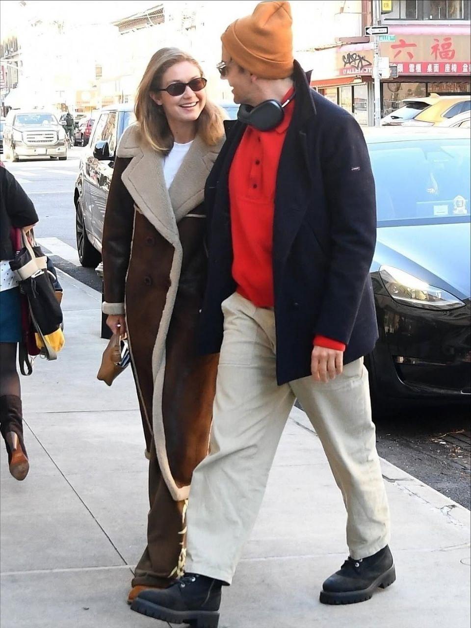 Какие счастливые  Утеплившиеся Брэдли Купер и Джиджи Хадид сходили на свидание в Нью-Йорке