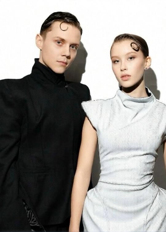 🏠 Тайное стало явным? Аня Пересильд и Ваня Дмитриенко, похоже, съехались!