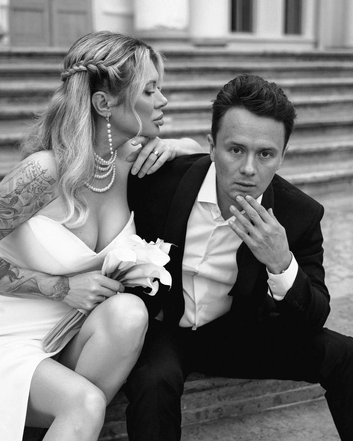 Илья Соболев и его супруга Наталья: История любви и семейного счастья &#128068;