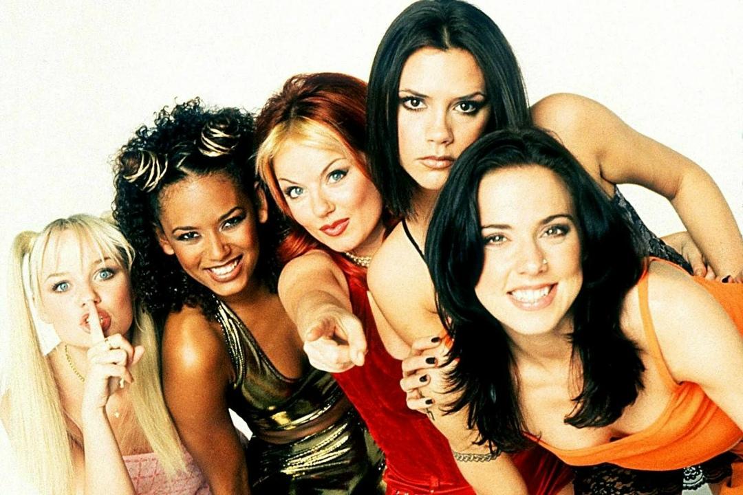 Spice Girls неожиданно воссоединились на фоне скандала в семье Бекхэмов 😊