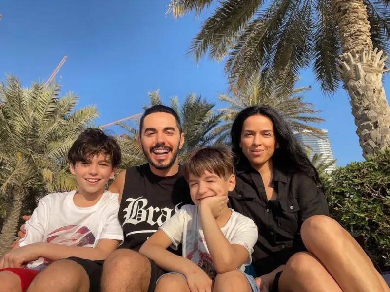 Судебные разборки между Тимуром Родригезом и его экс-женой Анной продолжаются. Женщина заявила, что ей не хватит 1 млн рублей алиментов на содержание двух сыновей в Испании.