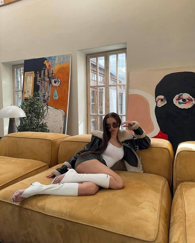 Звезда соцсетей Валя Карнавал поделилась новыми фото &#128293;