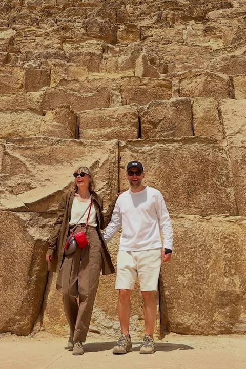 Дмитрий Шепелев устроил для своей жены Екатерины свидание в Египте в честь её дня рождения.😉