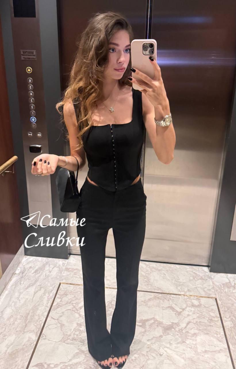 15-летняя дочь Веры Брежневой в обвесе