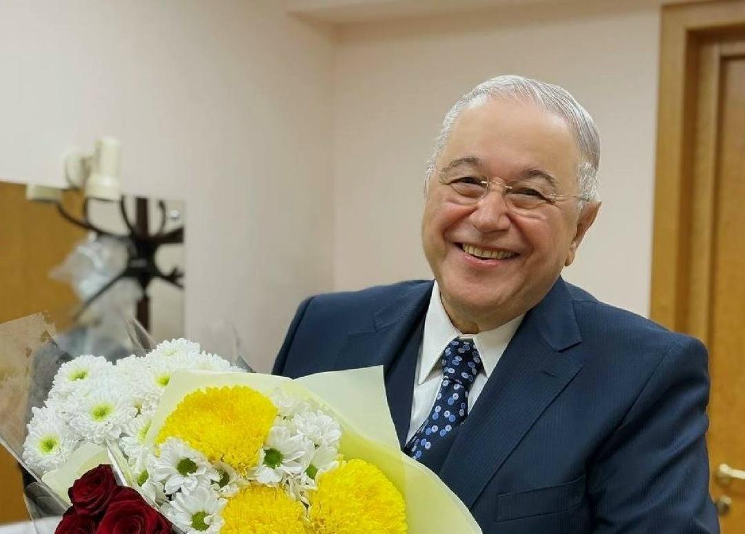 Евгений Петросян поставил жирную точку в новогодних корпоративах