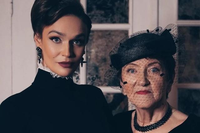 &#128534; У Алёны Водонаевой — горе в семье: умерла её бабушка, Наталья Васильевна.