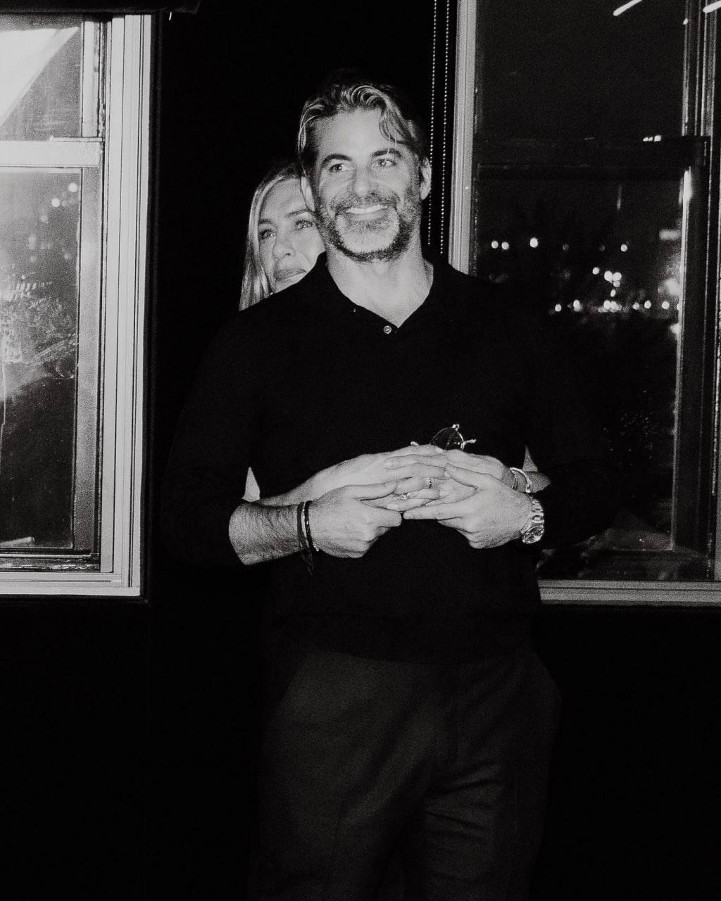 Дженнифер Энистон влюблена — теперь официально! &#128068;