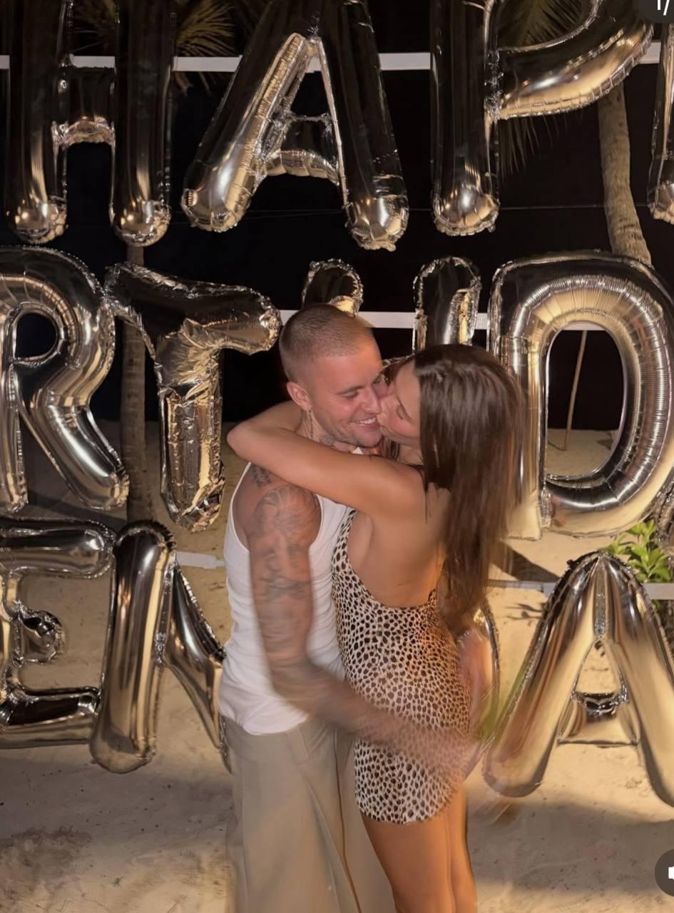 Джастин и Хейли Бибер передают вайб своей счастливой семьи и будней