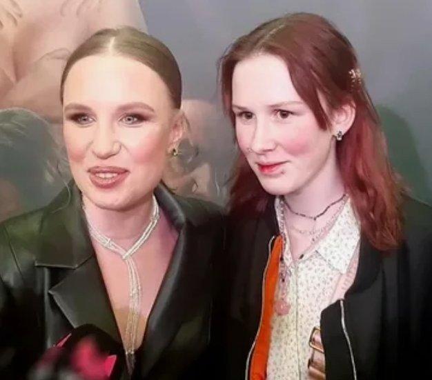 Октавия Гай Германика: из „трудного подростка“ в молодые мамы😊