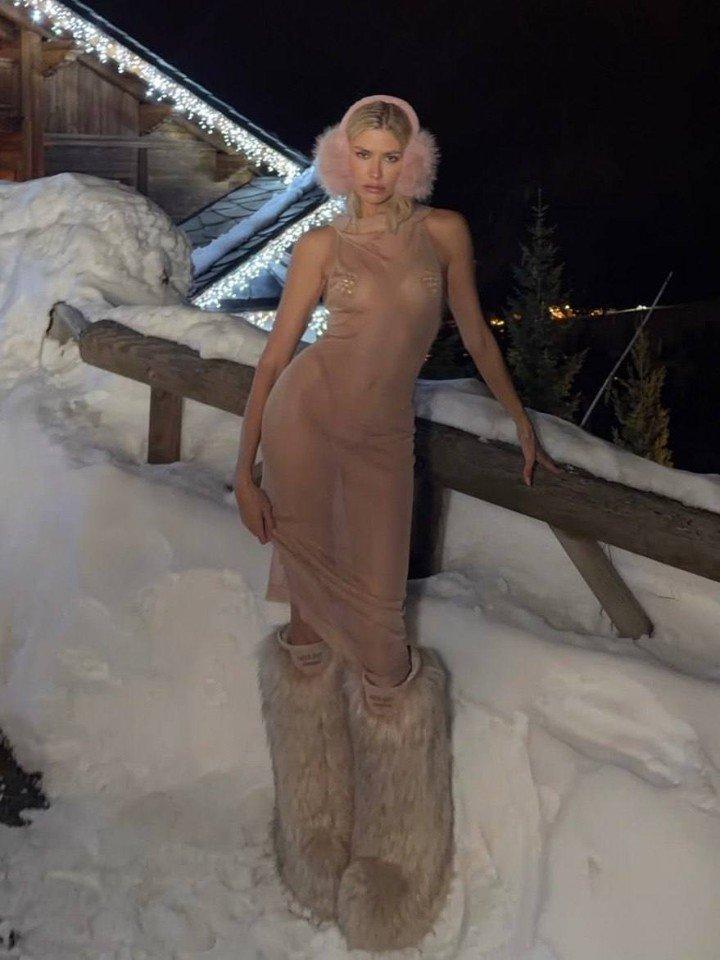 В Куршевеле, так понимаем, температура понижается только ближе к земле