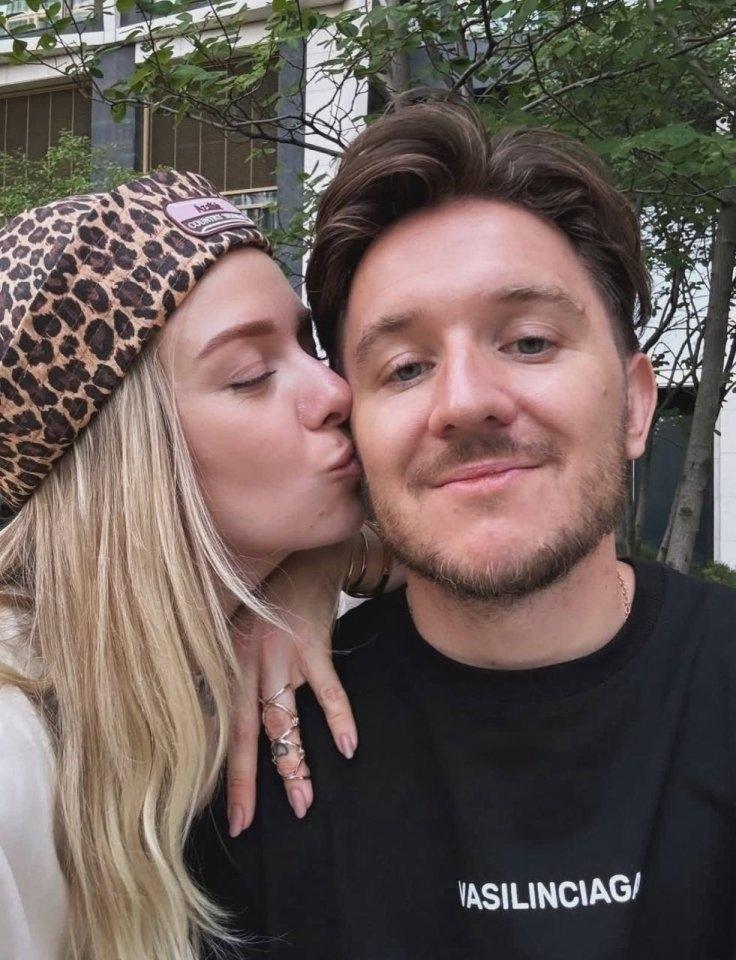 ВОТ И ВСЕ 💔 Лена Кукояка заставила фанатов изрядно понервничать, внезапно объявив о разрыве с Денисом