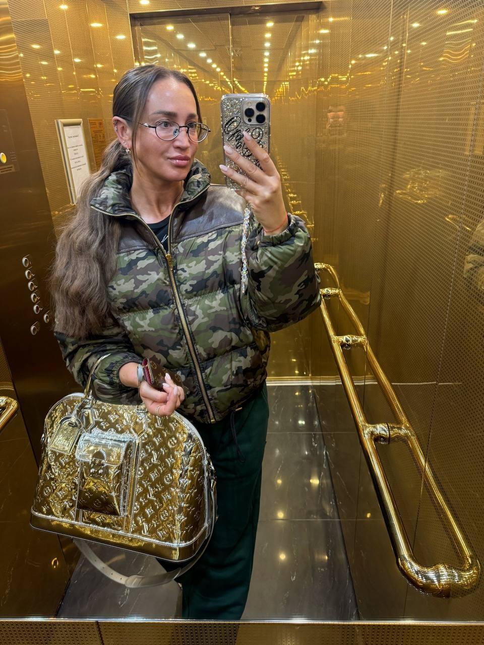 УДАРИЛИ ПО БОЛЬНОМУ &#128148; В последнее время Ольга Бузова оказалась в центре скандала, который, к сожалению, снова связан с действиями мошенников