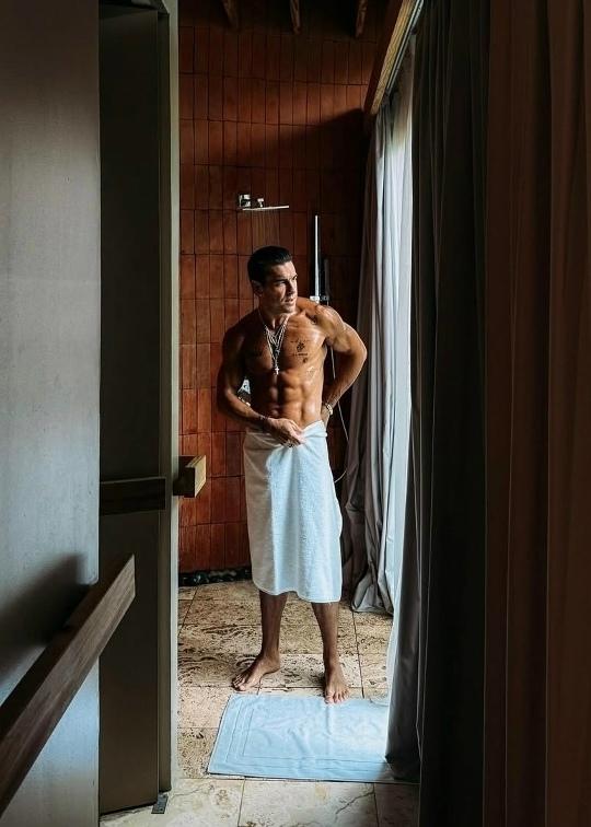 Марио Касас откровенно высказался о восприятии собственной внешности и актерского амплуа.😏