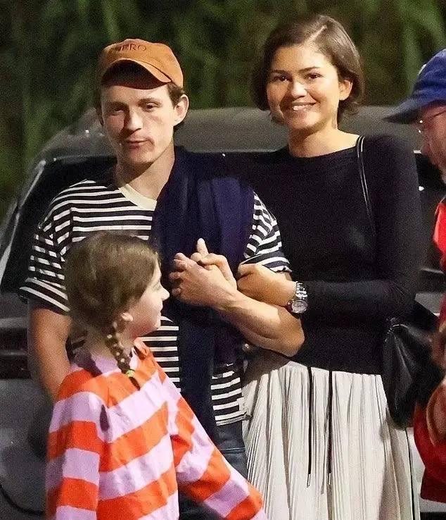 bagoba.ru - Самое обсуждаемое в мире. Мода, Скандалы, Новости, Авто, Позитив и многое другое