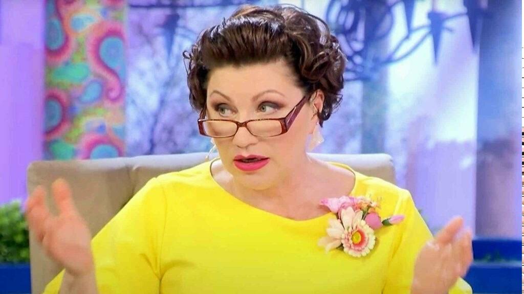 Роза Сябитова: мужья уходят из-за жён, которые перестали конкурировать с молодыми 😅