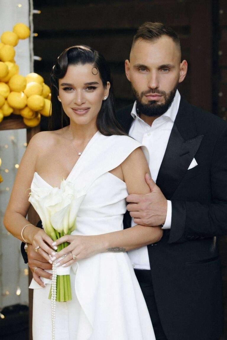 "П*КНУЛИ В ВОЗДУХ" &#128517; Ксюша Бородина высказалась о вкиде Собчак про ее развод с Сердюковым в недавнем интервью