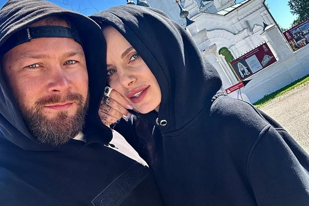«Мужчины меня хотят»: закрутившая роман с участником шоу «Титаны» Лина Джебисашвили объяснила, куда делся ее жених 😅